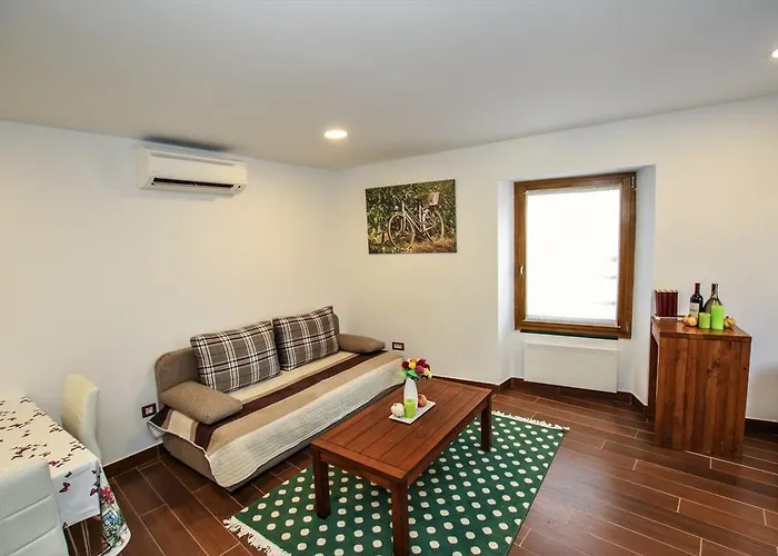 Old Town Square * ポレッチ