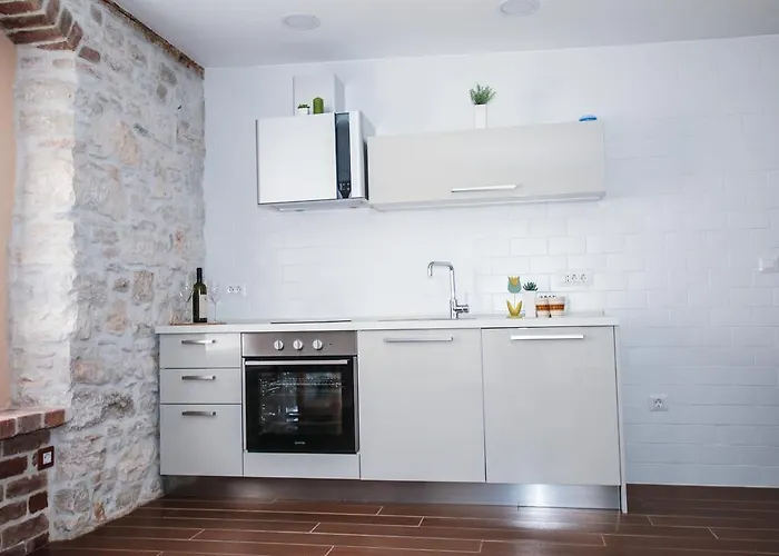 Old Town Square ポレッチ