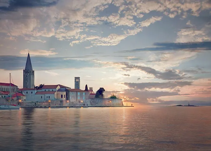 Old Town Square ポレッチ