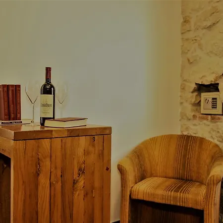 Apartment Old Town Square Porec
